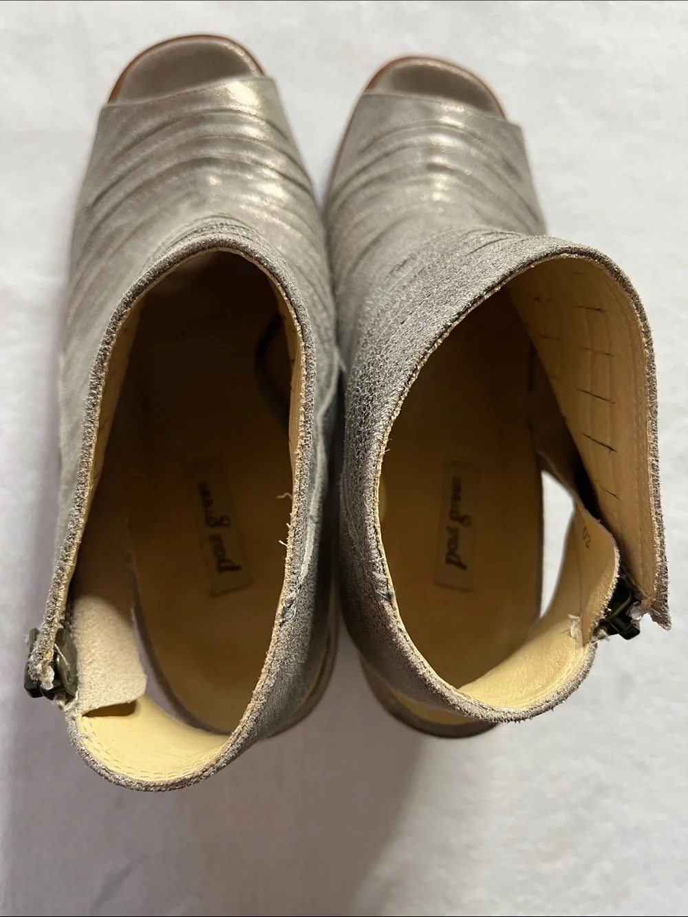Paul Green size 6.5 (9)Cayenne peep toe booties in metallic finish